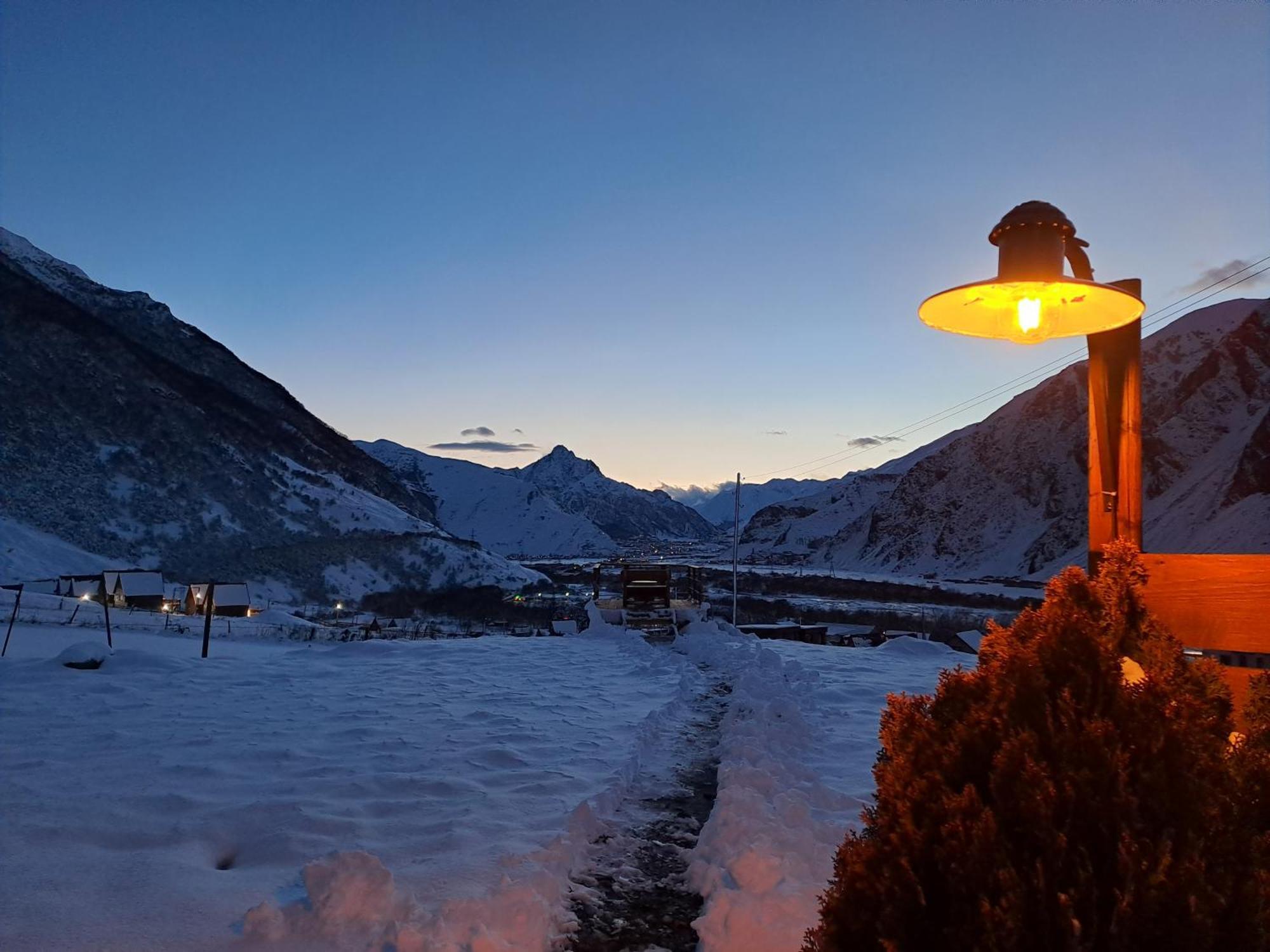 Kazbegi Spa Resort Cottages Eksteriør bilde