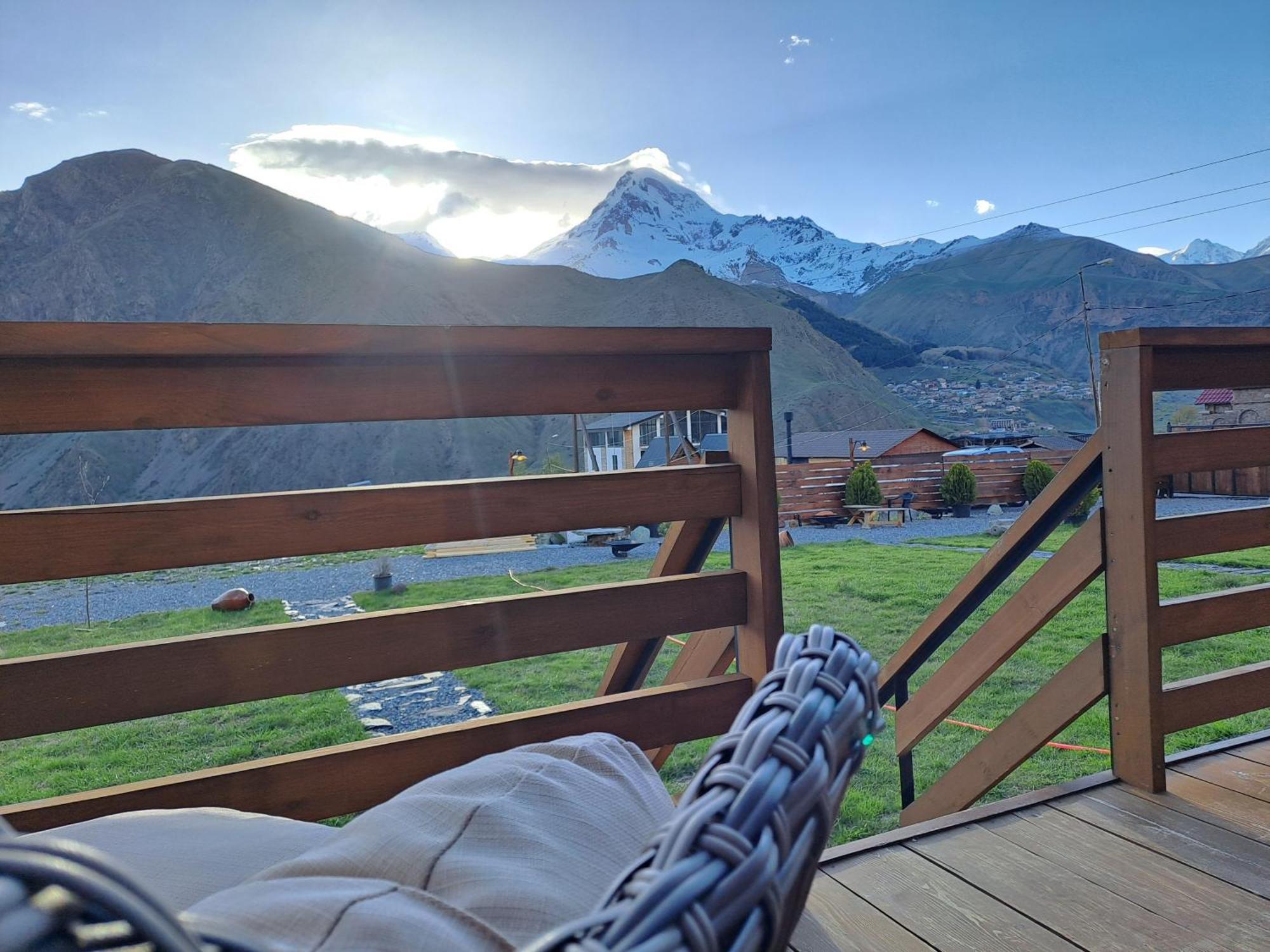 Kazbegi Spa Resort Cottages Eksteriør bilde
